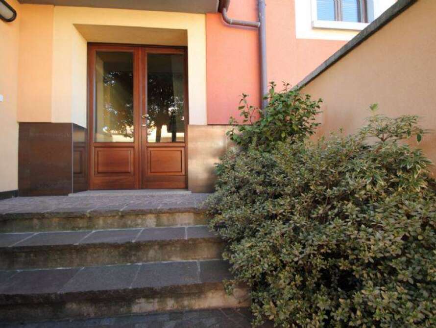 appartamento di 3 locali a vimercate