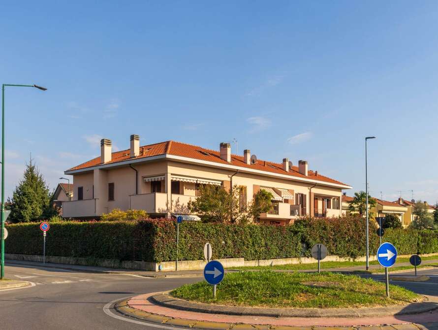 appartamento di 3 locali a usmate velate