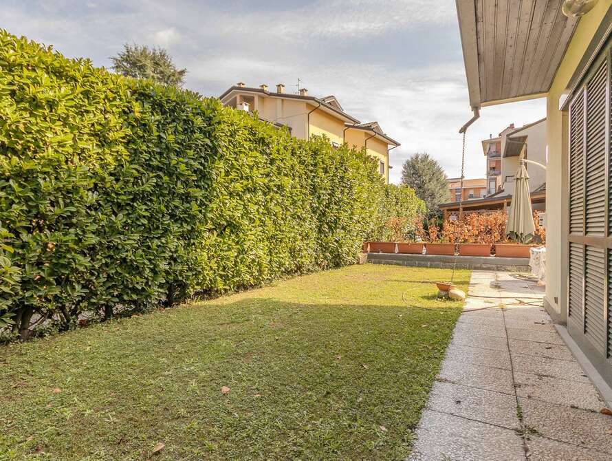 villetta a schiera di 4 locali a biassono