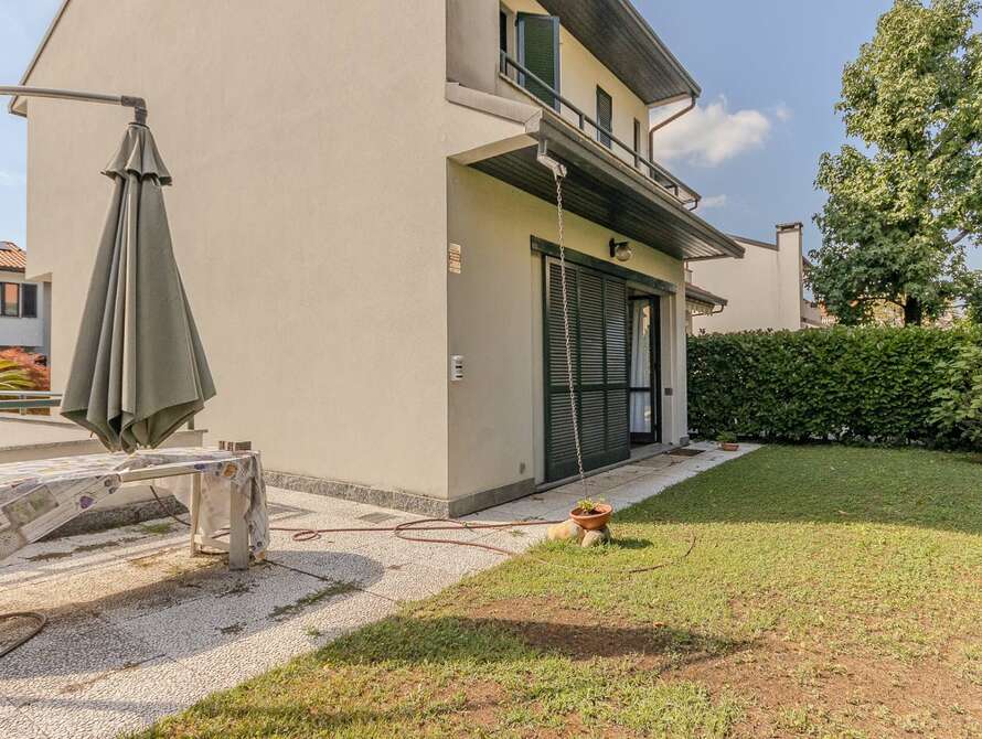 villetta a schiera di 4 locali a biassono