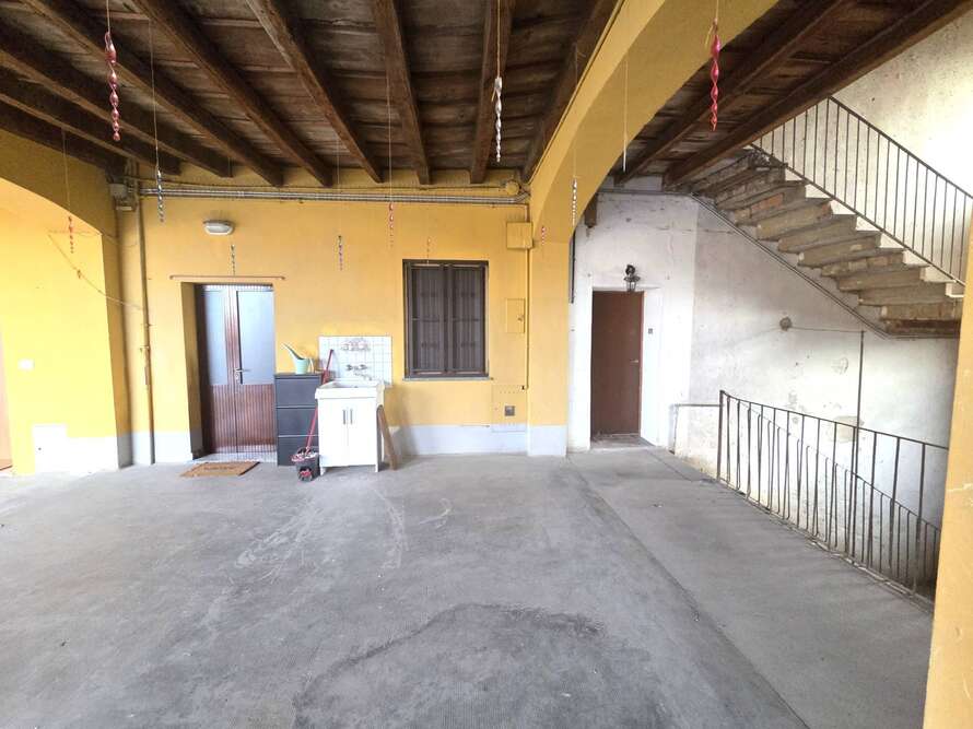 cascina di 2 locali a caponago