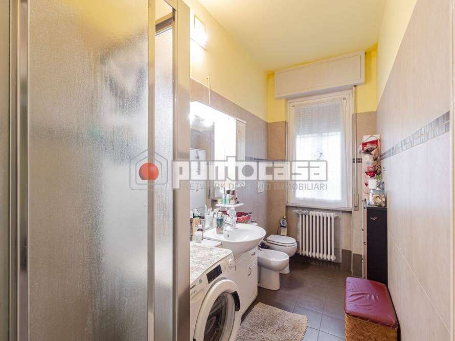 villa di 6 locali a aicurzio