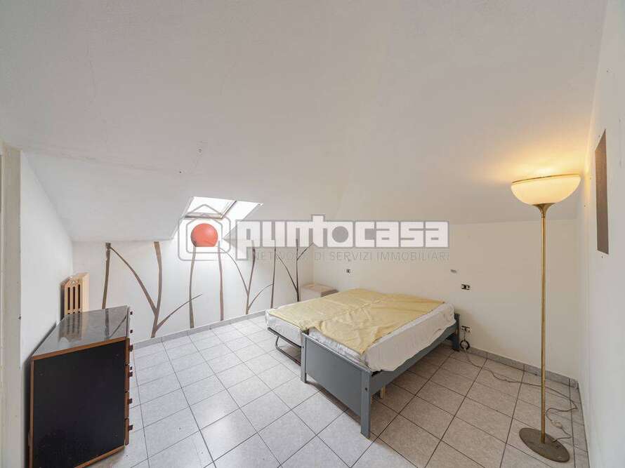 villa di 6 locali a aicurzio