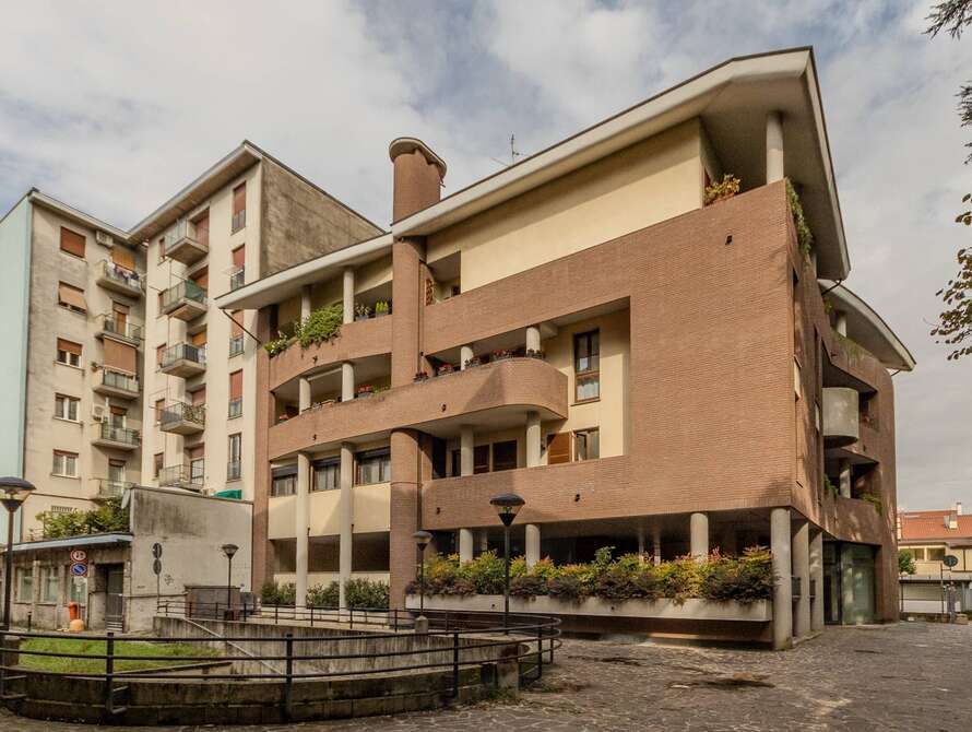 box o garage di 1 locali a lissone