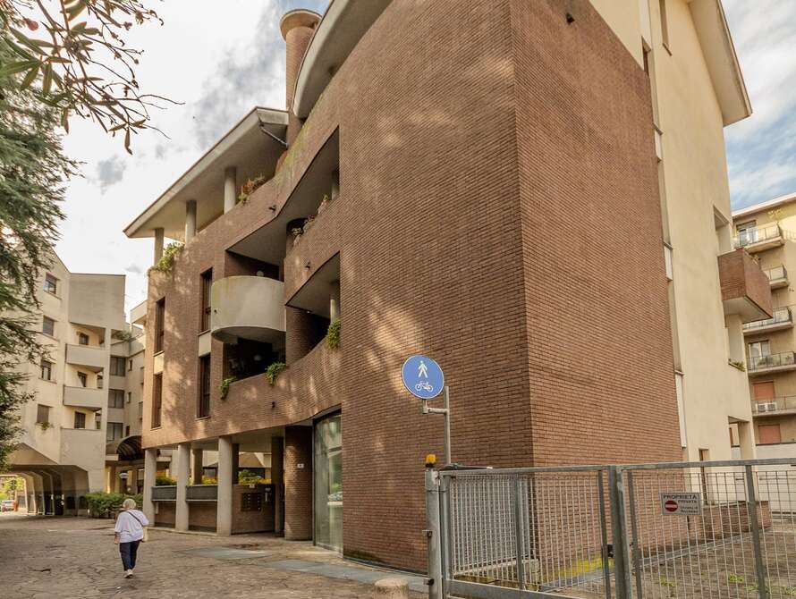 box o garage di 1 locali a lissone
