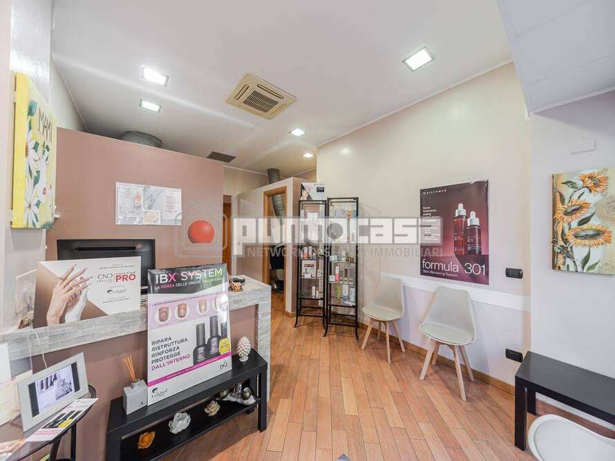 centro estetico solarium benessere di 3 locali a concorezzo