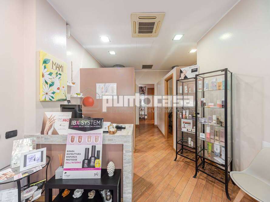 centro estetico solarium benessere di 3 locali a concorezzo