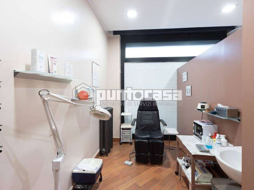 centro estetico solarium benessere di 3 locali a concorezzo