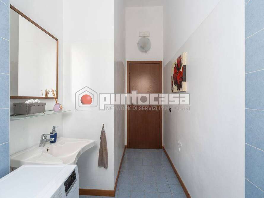 centro estetico solarium benessere di 3 locali a concorezzo