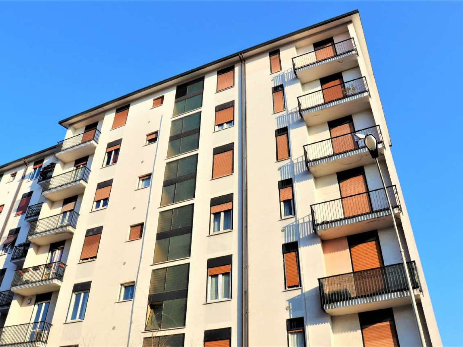 Box o garage in Vendita, 0 locali a Concorezzo