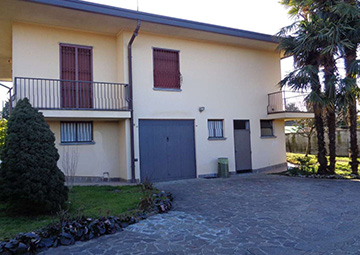 Appartamento 4 locali in vendita a Bernareggio