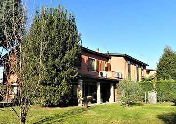 Appartamento 5 locali in vendita a Concorezzo